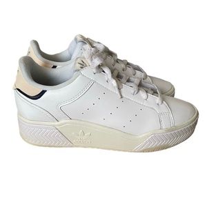 Women Court Tourino Bold Lace Up Running Shoes, White Combo Sz 8.5